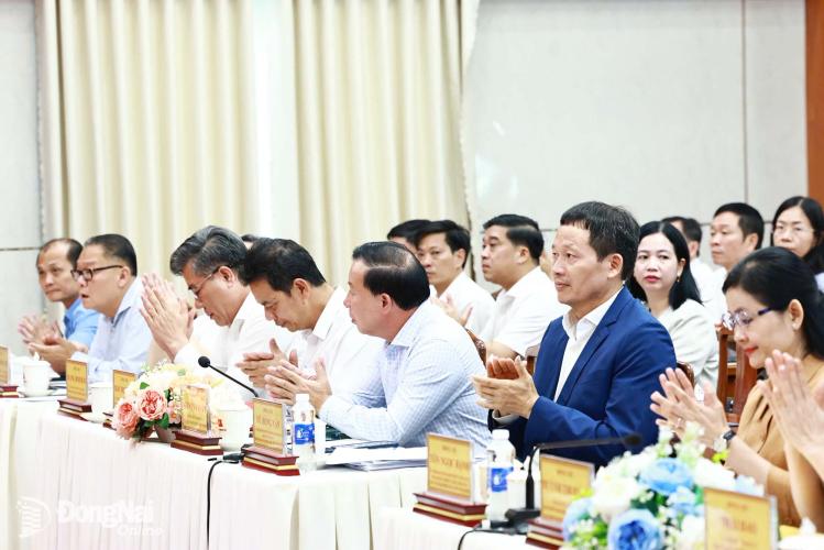 THAM GIA HỘI NGHỊ QUÁN TRIỆT VÀ PHÁT ĐỘNG ĐỢT THI ĐUA ĐẶC BIỆT 500 NGÀY ĐÊM